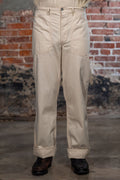 Buzz Rickson's BR42635 White Twill Working Trousers - Off White. on model front profile