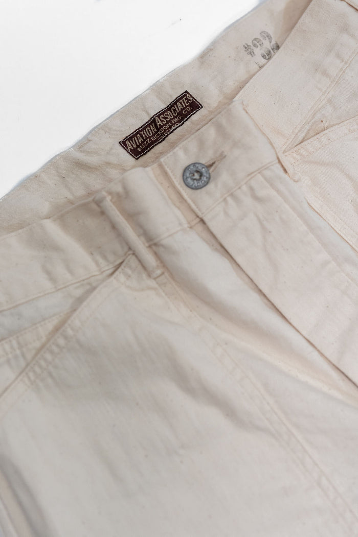 Buzz Rickson's BR42635 White Twill Working Trousers - Off White. close up shot of front rise and waistline