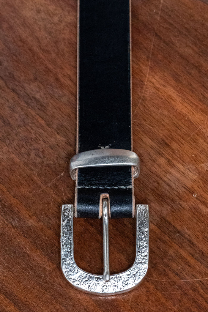 Hollows Leather Trail Belt - Black English Bridle Silver Buckle