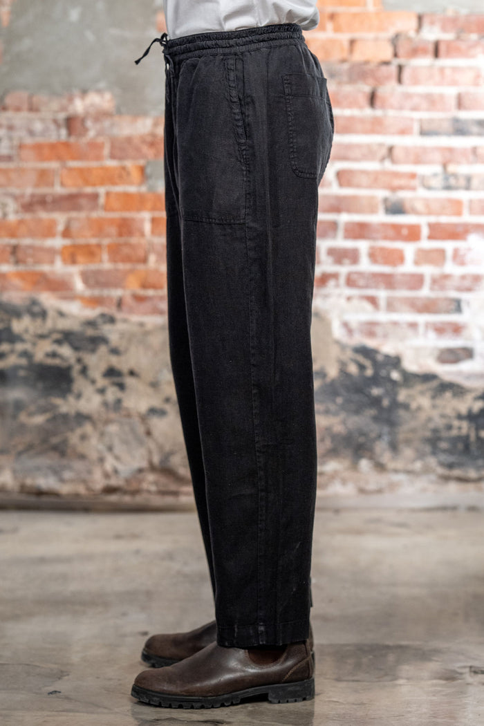 Merz b. Schwanen PANTS05LI Linen Workers Drawstring Pants  - Deep Black