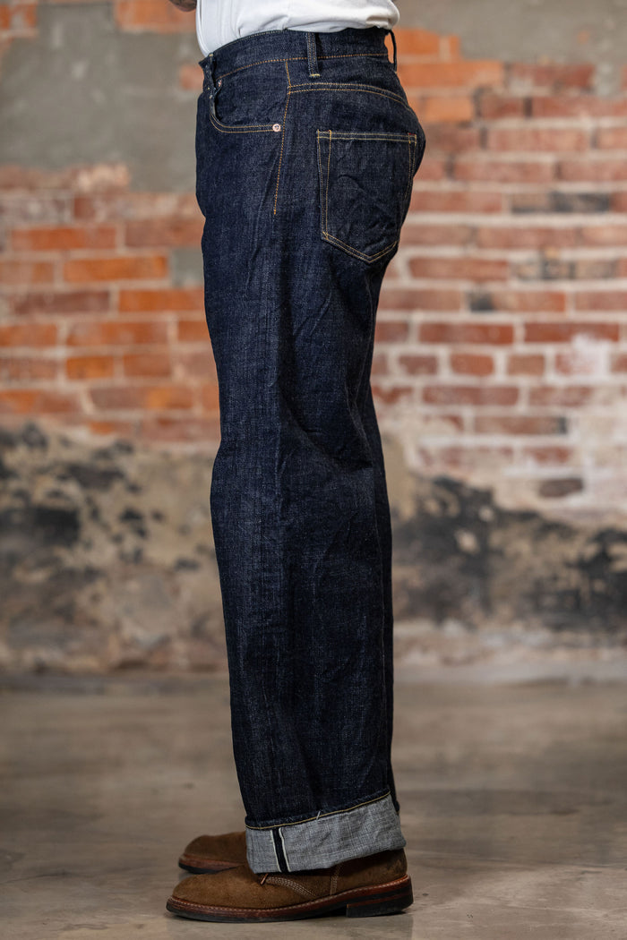 Oni Denim 222-LS - 13.5oz Super Wide Straight "Long Slub". on model side profile
