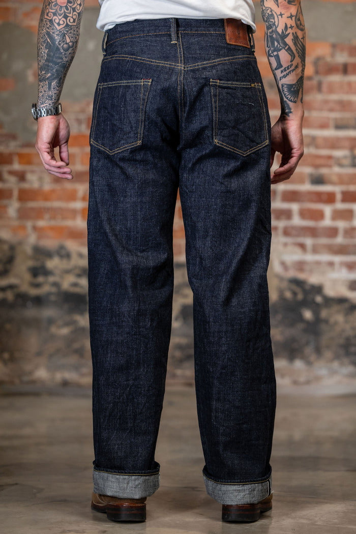 Oni Denim 222-LS - 13.5oz Super Wide Straight "Long Slub". on model back profile