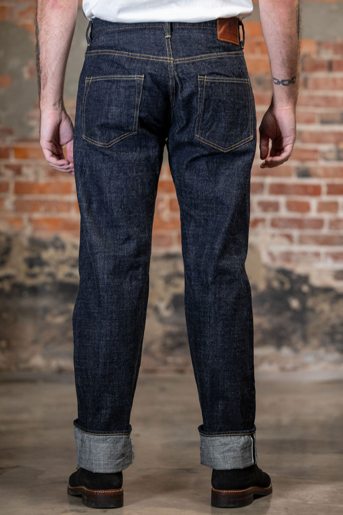 Oni Denim 270-LS - 13.5oz Regular Straight "Long Slub". on model back profile