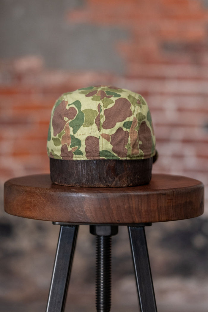 Papa Nui Hell Cat cap in green and brown Frog Camo, back view