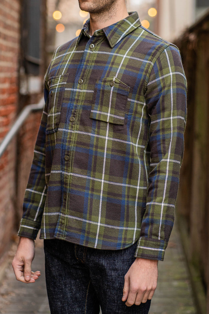 Pure Blue Japan 2222-OL Raised Surface Check Double Pocket Shirt -Olive. on model side profile