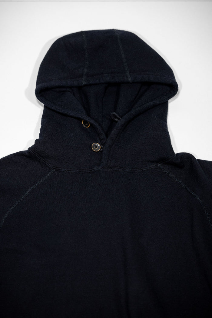 Pure Blue Japan 5410-IDBK Knitted Hoodie - Indigo Black. close up of hood detail