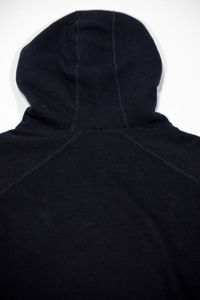 Pure Blue Japan 5410-IDBK Knitted Hoodie - Indigo Black. close up of back of hood