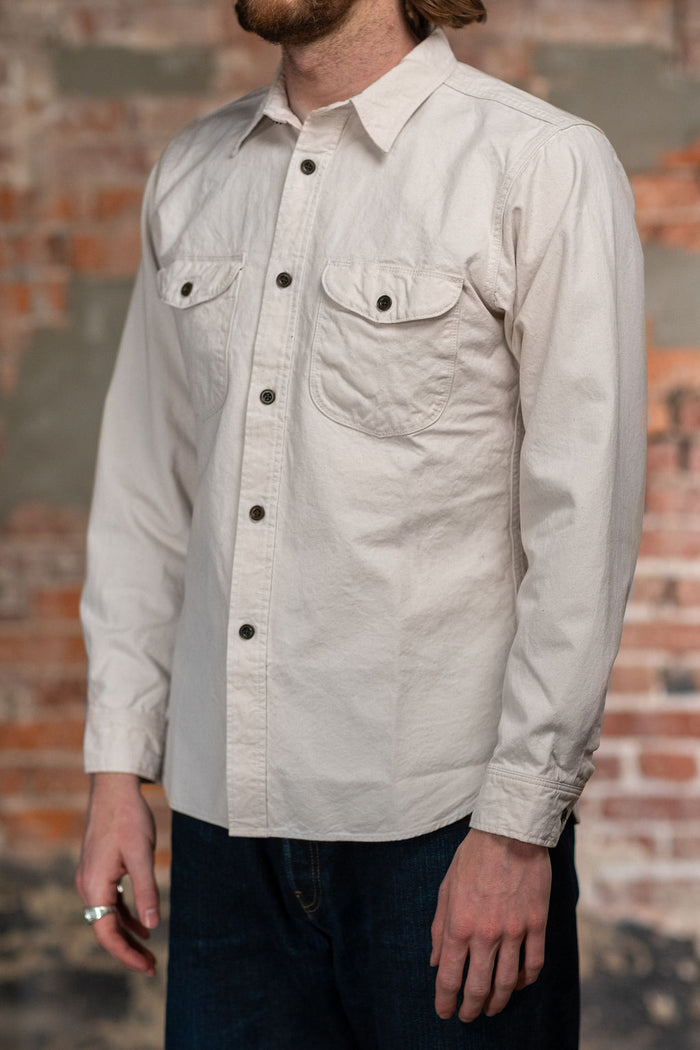 Seuvas 8oz Canvas Flap Work Shirt - Natural. on model side profile