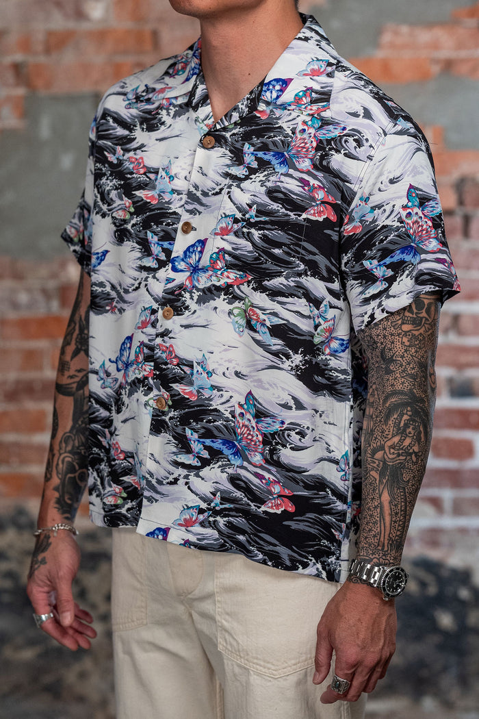 Sun Surf Rayon Hawaiian Shirt "Butterfly Splash" - Black. on model side profile